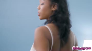 Vanessa into it and writhe with pleasure
