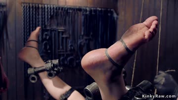 Shackled slave is set on Sybian