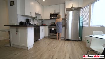 My MILF stepmother let me eat and fuck her shaved pussy