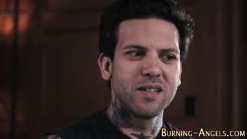 Tattooed emo gets throated