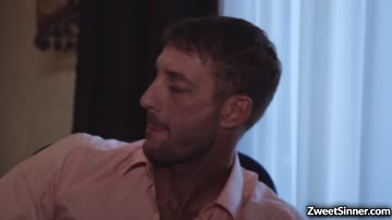 Hot valentines fuck with sexy babe Riley Reyes