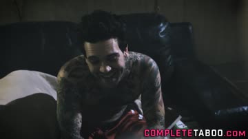 Tattooed kinky milf plays with her ass