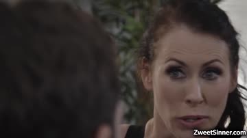 Hot boyfriend fucks with girlfriends seductive mom