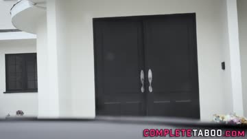 Fetish blonde teen with small tits eats