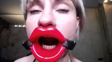 Amazing big dildo deepthroat show