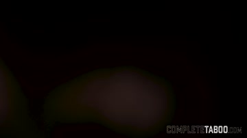 Tiny teen gets oral while riding
