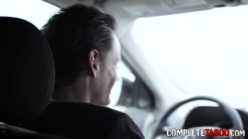 Slender fetish teen gets eaten out and fucks