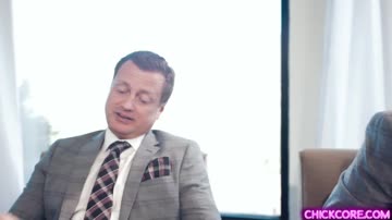 Two mature businesswomen have lesbian sex in office!