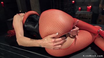 Redhead Milf lesbian anal fisted
