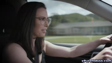 Casey Calvert has a new BF but can