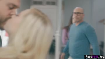 Dean manipulates teen Carolina in front of her parents