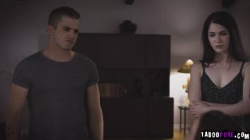 Twisted stepsibs Evelyn and Nathan submit on horny stepmom Chanel