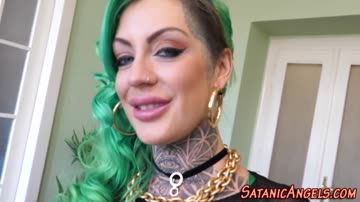 Tattooed ho gets oral and has anal sex