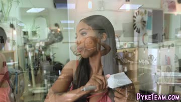 Black teenager lesbian licked