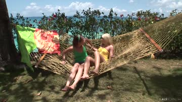 girls hammock shoot