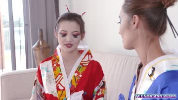 Gorgeous Geishas hot pussy licking session