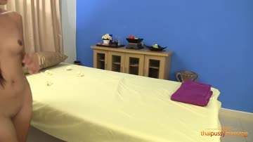 Farn â Thai Pussy Massage